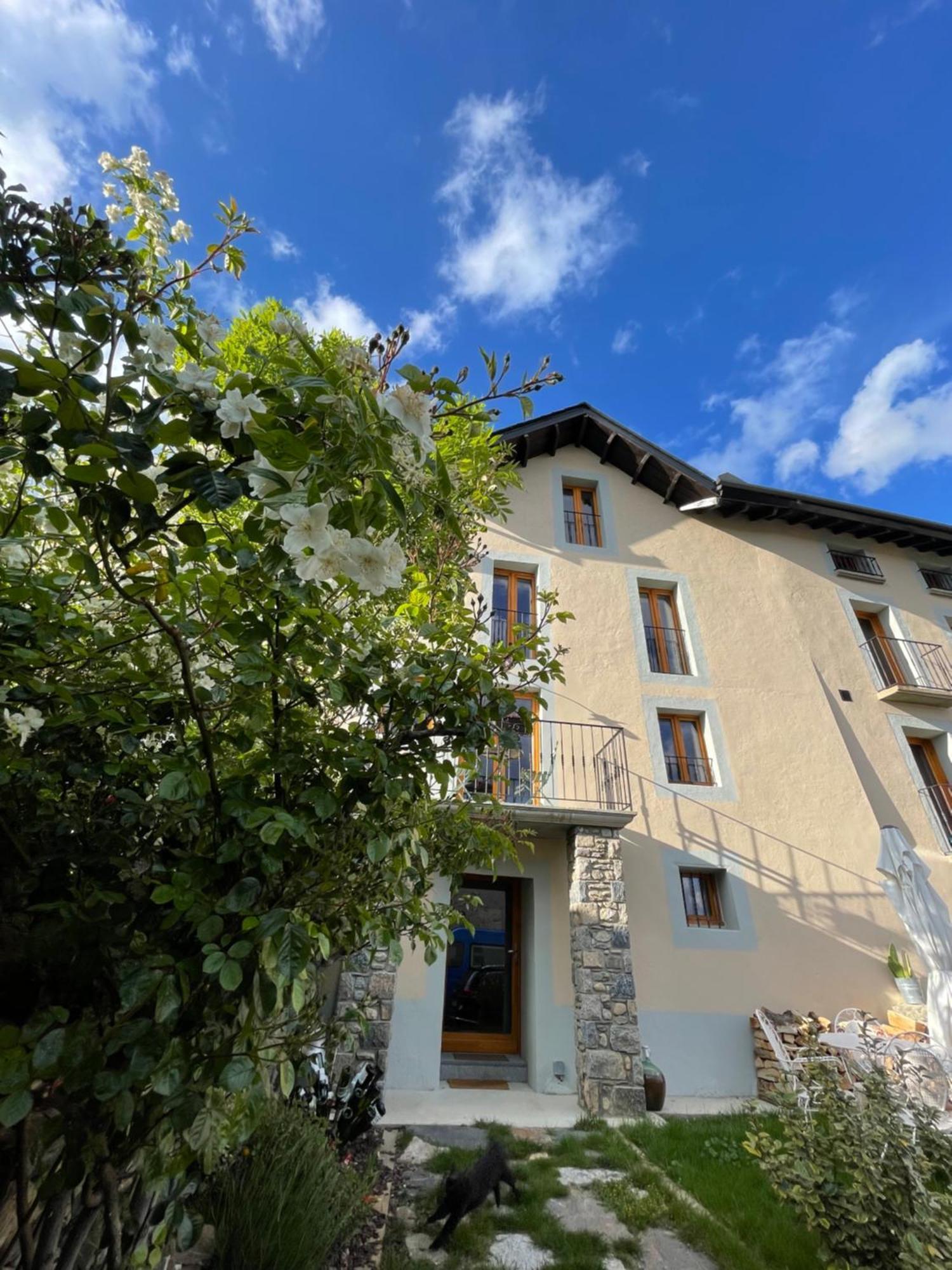Domaine Agricole Cotze / Casa Rural Enveitg Kültér fotó